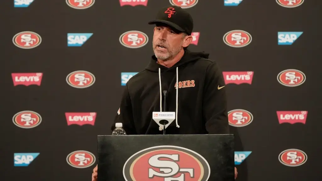 49ers' Kyle Shanahan to be limited in camp after car crash