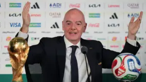 Norway calls on Infantino to quit amid backing from Mexico, Argentina