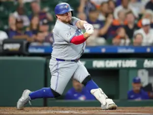 Clement’s 10th-inning, two-run homer lifts Blue Jays past Astros