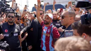 Mohamed Salah: Why Liverpool legend chose Trabzonspor