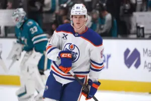 Edmonton Oilers bring in new faces to rookie camp, but they're remarkably old faces - Edmonton Journal